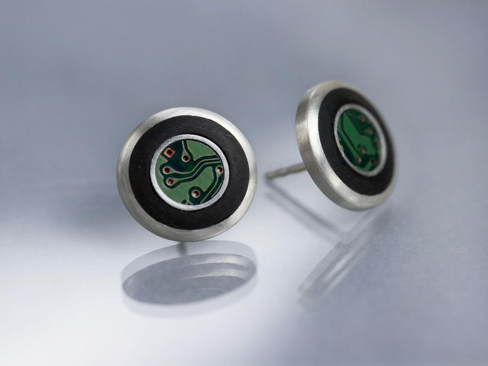 Ohrstecker mit Platine und Ebenholz