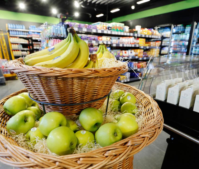 Frische Lebensmittel werten das Sortiment auf