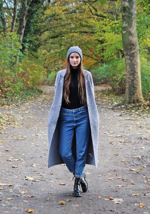 Studentin Oliwia im winterlichen Look