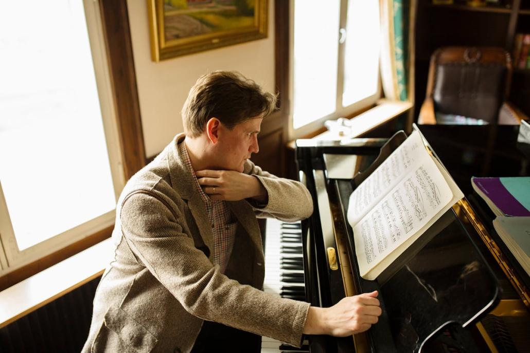 Der finnische Pianist Olli Mustonen ist der Solist des 6. Philharmonischen Konzert – Junior