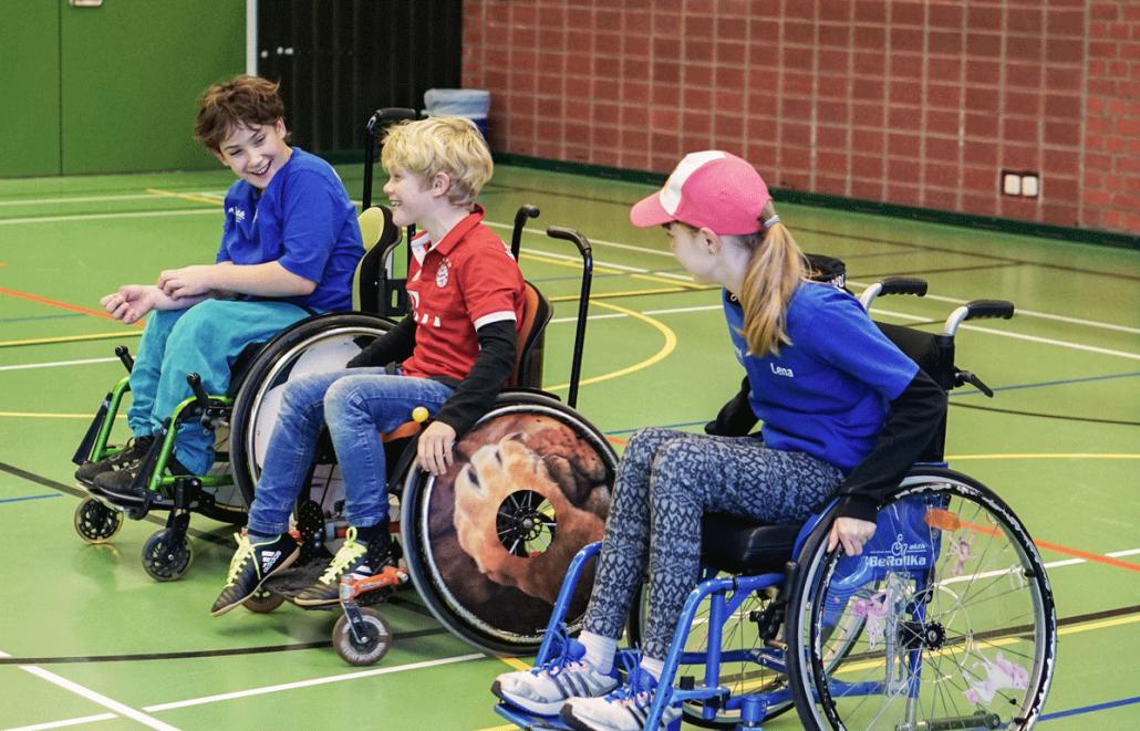 Die Rollflitzer trainieren jeden jeden Freitag von 15 bis 17 Uhr im Sportforum der CAU Kiel