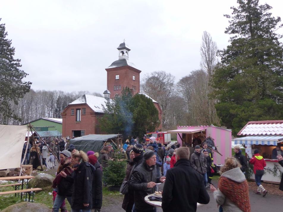 Historischer Weihnachtsmarkt auf Gut Bossee