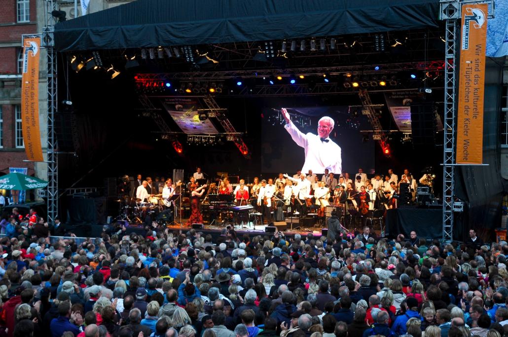Bereitet Kieler Woche-Fans einen unvergesslichen Abend: Das Philharmonische Orchester Kiel
