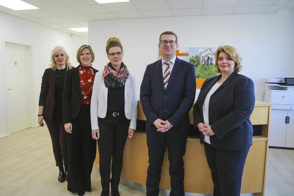 Das Team der Interhyp Kiel (v.l.n.r.): Laura Vodermayer, Svenja Lunkwitz, Corinna Schadach, Daniel Sonntag, Christine Bülck