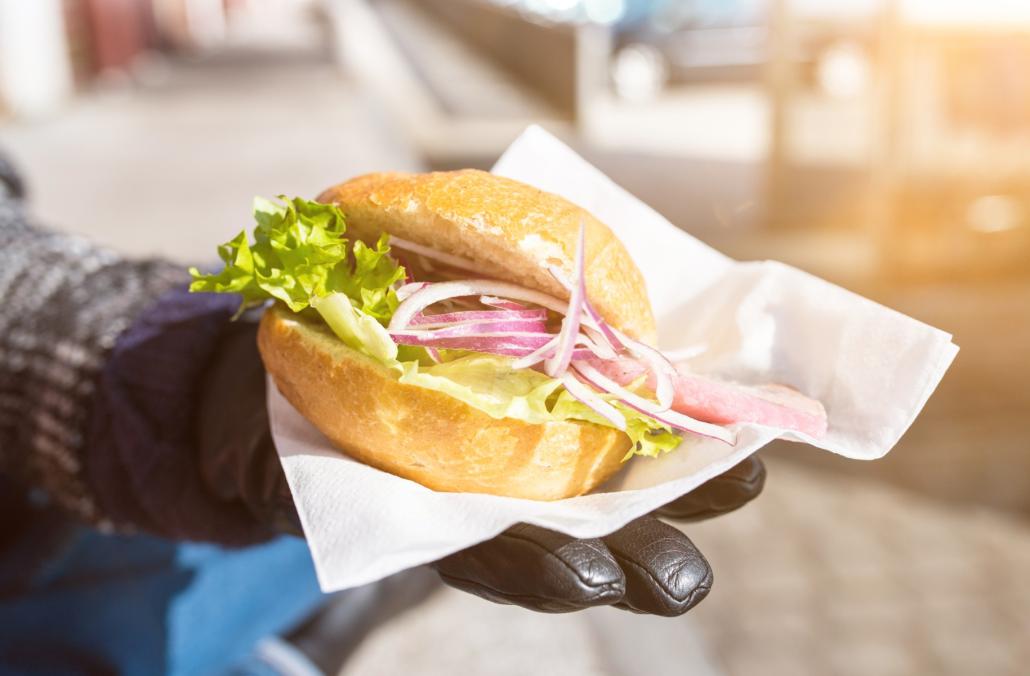 Fischbrötchen und Kiel gehören zusammen - und das auch weiterhin an der Kiellinie