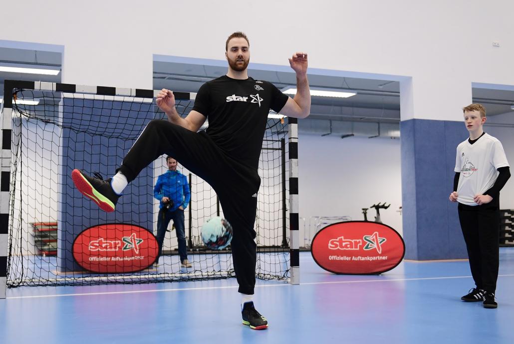Talente fiebern Handball-Stipendium entgegen