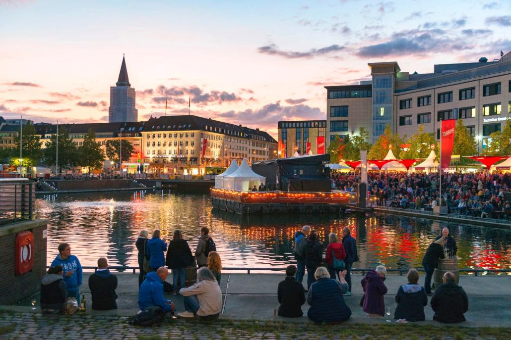 Live-Musik, Design und Straßenkunst beim Duckstein-Festival