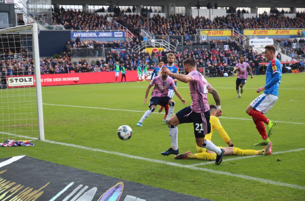 Holstein Kiel bleibt ungeschlagen