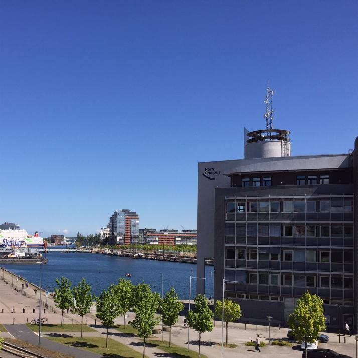 Der Standort am Hörncampus bietet Wasserblick inklusive