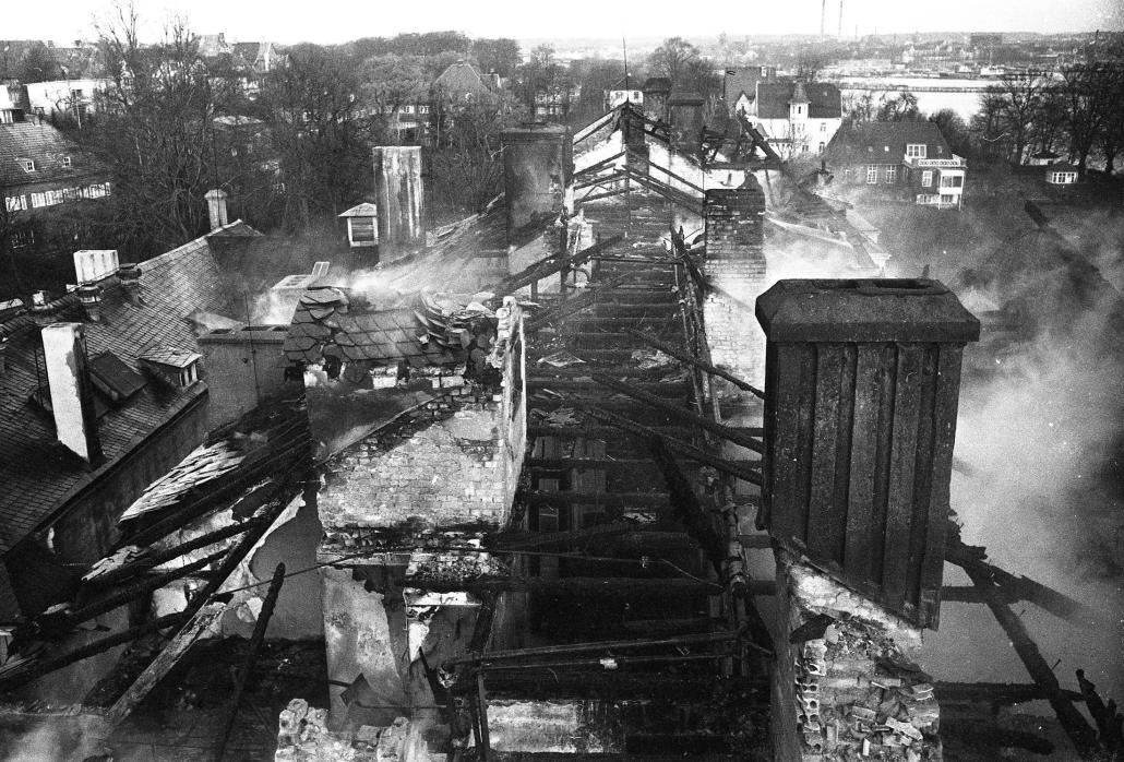 1963 wurden Teile des Gebäudes durch einen Brand zerstört