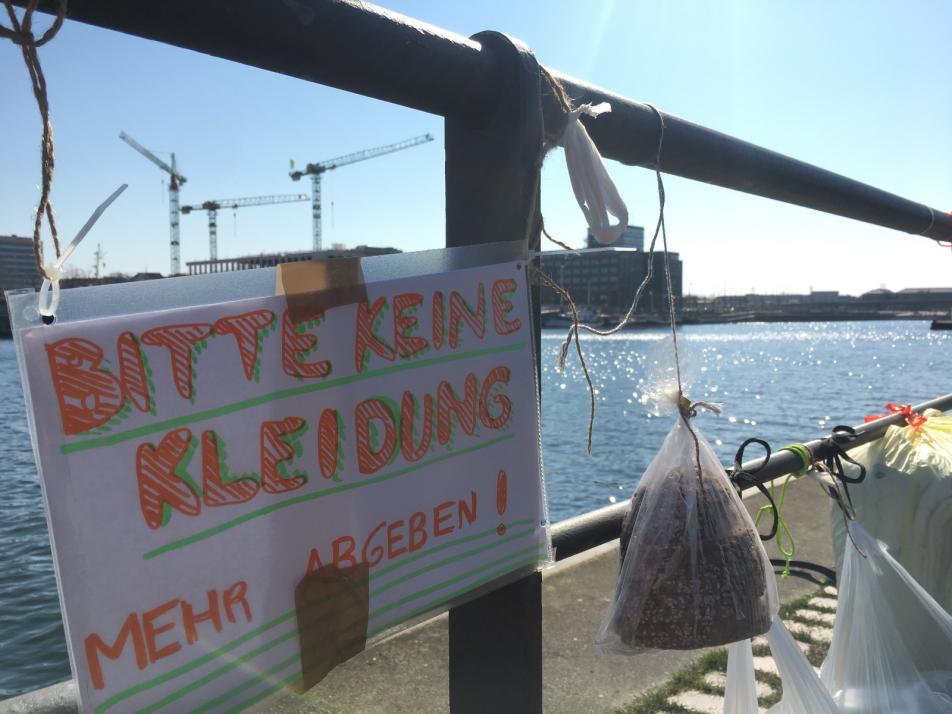 Die Stadt möchte den Andrang der Menschen an den Zaun auf mehrere Stellen in Kiel verteilen