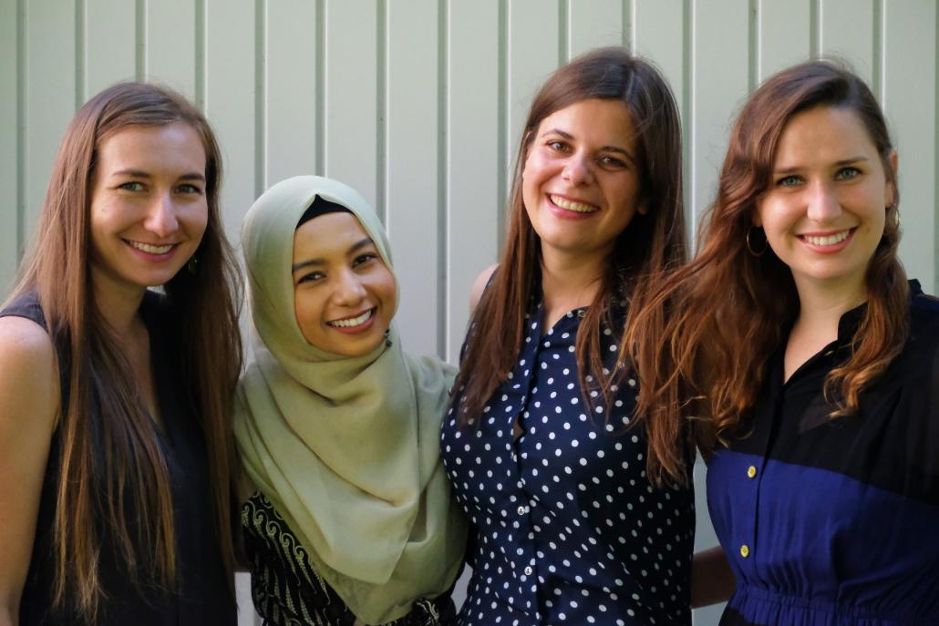 Rebecca Sale, Rini Keumala Sari, Milena Baumert und Elise Harper möchten Krankenhäusern helfen, ihr Plastikrecycling zu verbessern