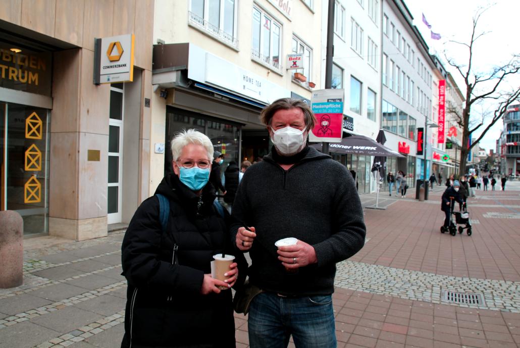 Anja und Karl werden wohl auch am Montag einen Kaffee trinken gehen – vorausgesetzt das Wetter spielt mit.