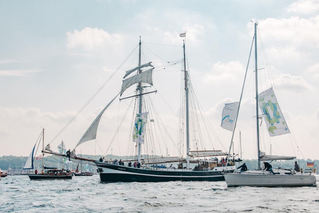 Segel setzen zur Windjammer