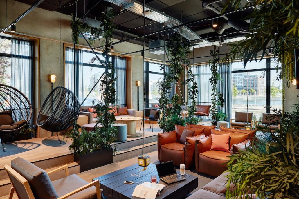 Das Hotel direkt an Kiels Waterkant sucht Unterstützung.