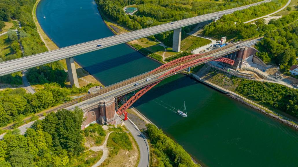 So leitet Kiel die Busse über den Kanal