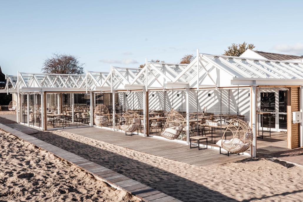 Im Wintergarten könnt ihr auch bei frischem Wetter Leckeres verköstigen