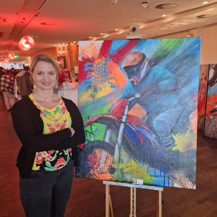 Das Gemälde von Kristin Preugschat wechselte beim Jump and Race Masters für 3.100 Euro den Besitzer.