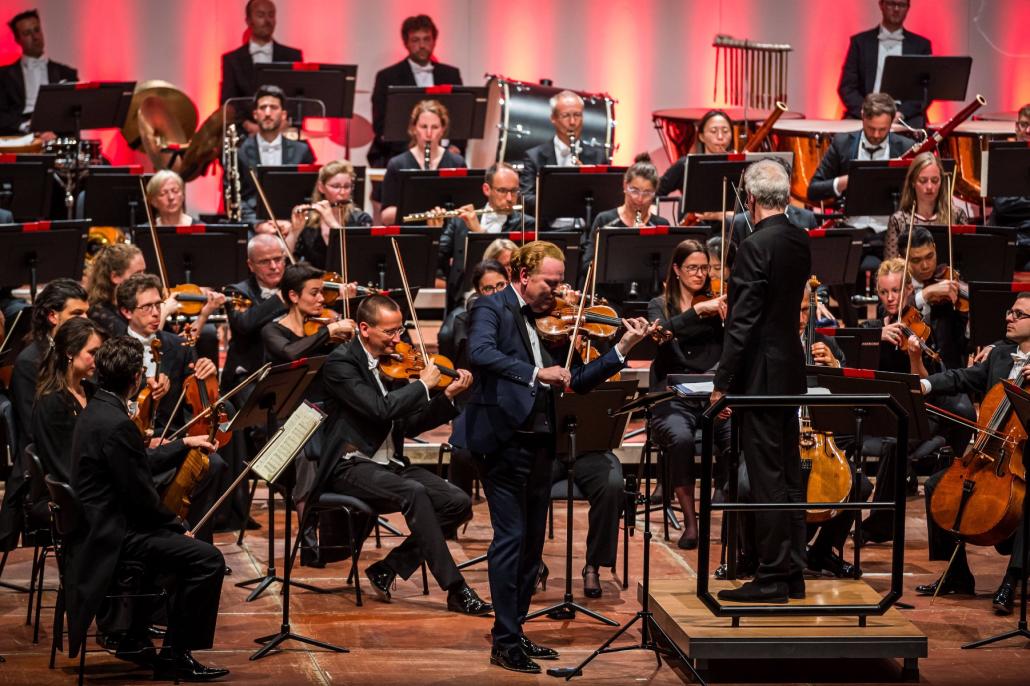 Daniel Hope, Paul Daniel und die NDR Radiophilharmonie liefern gemeinsam einen perfekten Abend ab.