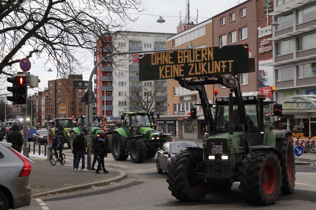 Bauernprotest rollt durch Kiel