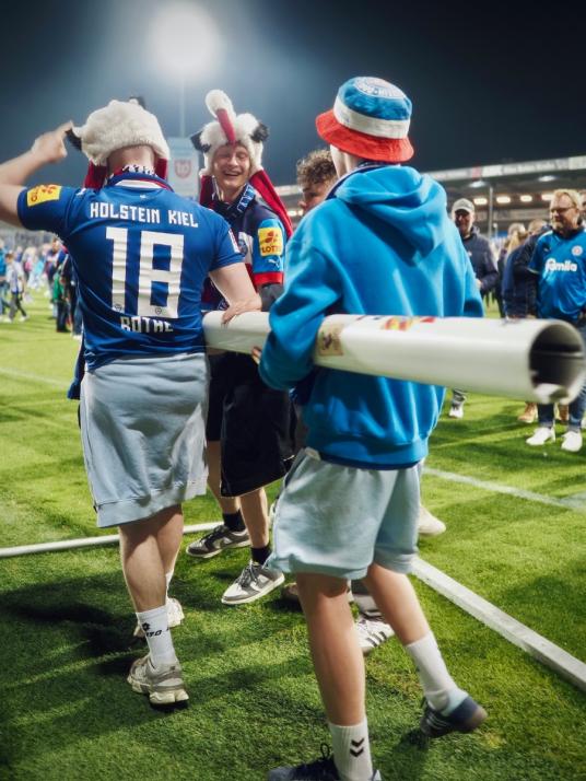 Störche steigen auf: Holstein Kiel schreibt Fußballgeschichte