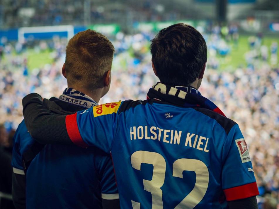 Störche steigen auf: Holstein Kiel schreibt Fußballgeschichte
