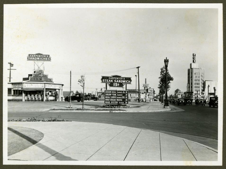 Auf dem Foto des des Kieler Geografen Anton Wagnerist der 
Sandwich Shop an der Ecke Wilshire Boulevard und Le Doux Road zu sehen.
