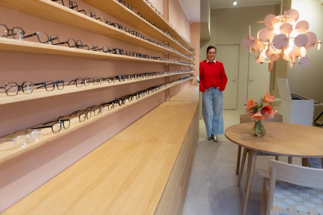 Sandra Kirsch begrüßt dich in ihrem Geschäft in der Holtenauer Straße 107!