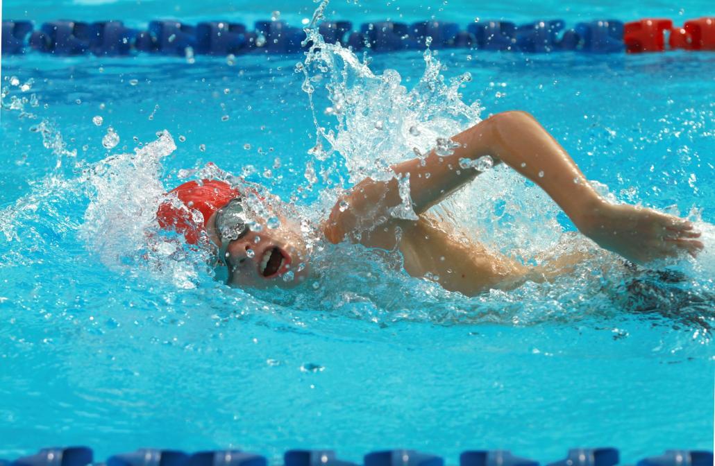 Schwimmen für das Sportabzeichen im Hörnbad