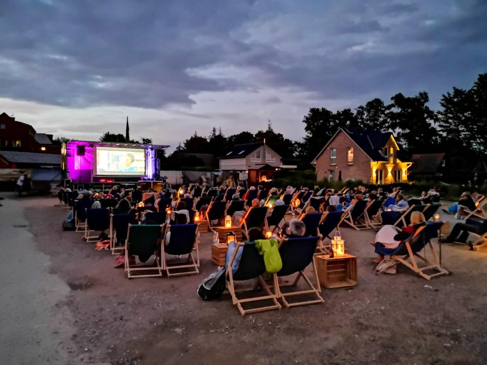 Kino am Meer: Filmabende mit Meerblick