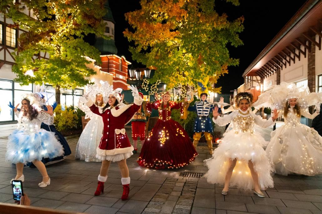 Shopping-Freude, die ansteckt: Hier tanzt der Winterzauber durch das Designer Outlet!
