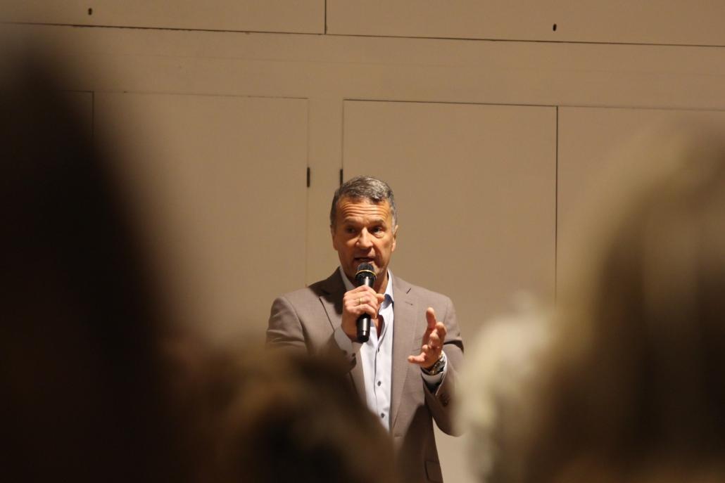 Will neue Impulse für Innenstadt und Verwaltungskultur: Gerrit Derkowski sieht die Gastronomie als Schlüssel für ein lebendiges Kiel.