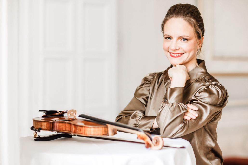 Die Violinistin Julia Fischer gilt als eine der prägendsten Klangpoetinnen des 20. Jahrhunderts (Konzert am 9. April 2027 im Kieler Schloss).