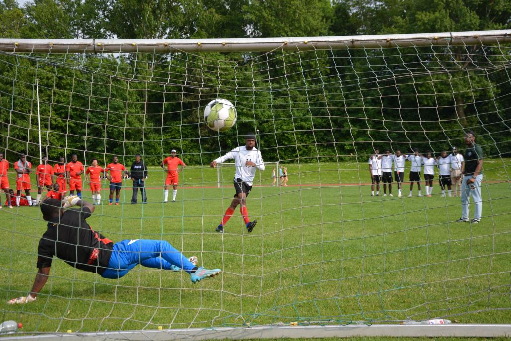 Kamerunischer Studentenverein lädt zum Fußballturnier an die CAU Kiel