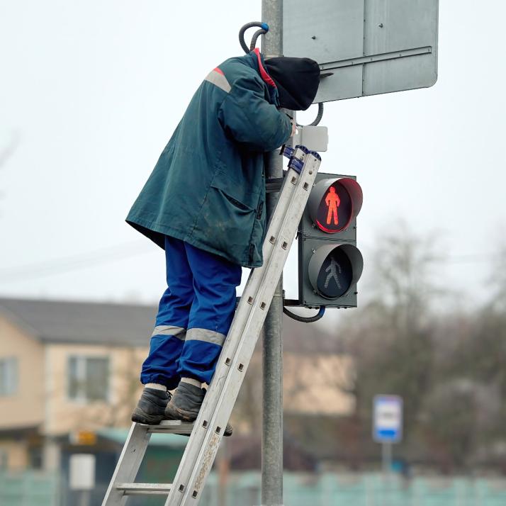 Per App: So meldest du dunkle Laternen in Kiel
