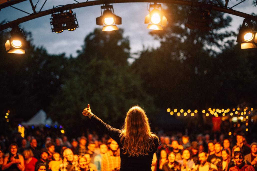  Das Festival-Idyll in Honigsee lädt zum Musik-Sommer 2026