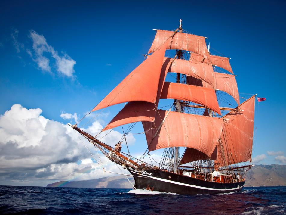Kostenlos an Bord gehen: Zum 50-jährigen Jubiläum unter ihrem heutigen Namen lädt die legendäre Brigg Eye of the Wind am 26. September und 3. Oktober zum Open Ship an den Holtenauer Tiessenkai ein.
