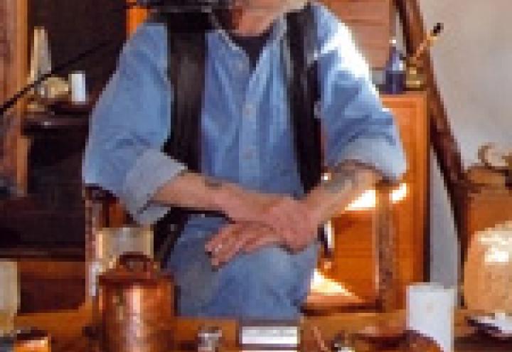 Volker Genßler, Holzbildhauer 