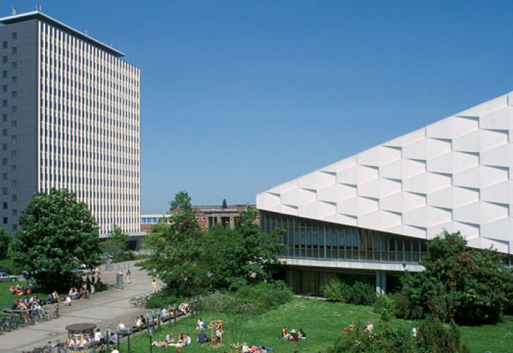 Feiertagsöffnungszeiten an der Uni Kiel 