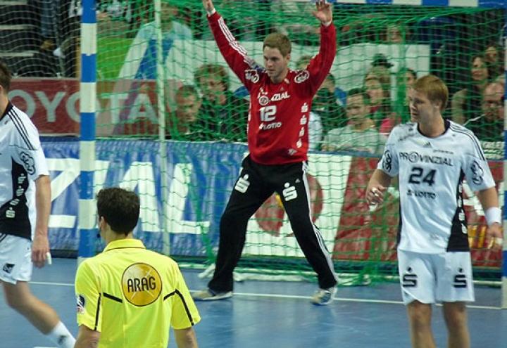 Zebras siegen knapp gegen Magdeburg 