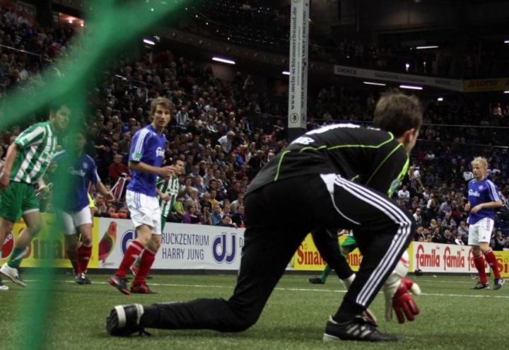 Budenzauber in der Sparkassen-Arena-Kiel 