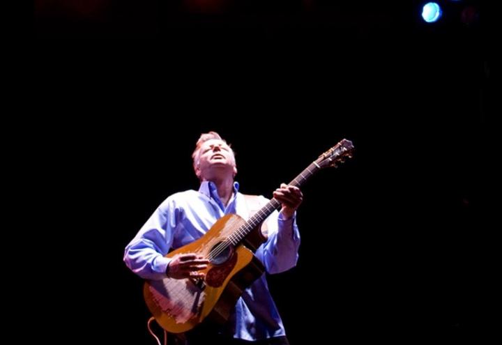 Tommy Emmanuel – „Acoustic & Electric”  
