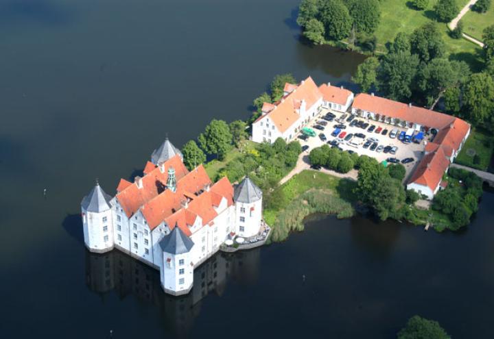 425 Jahre Leben auf Schloß Glücksburg 