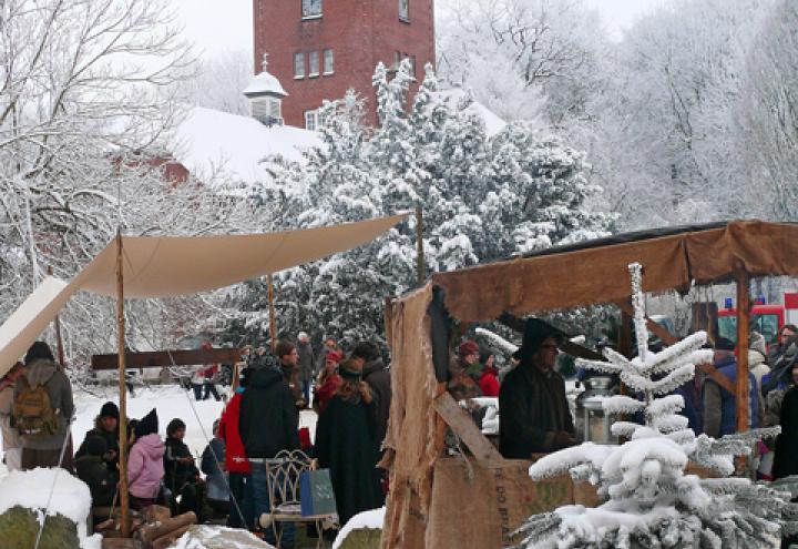 Historischer Weihnachtsmarkt auf Gut Bossee 