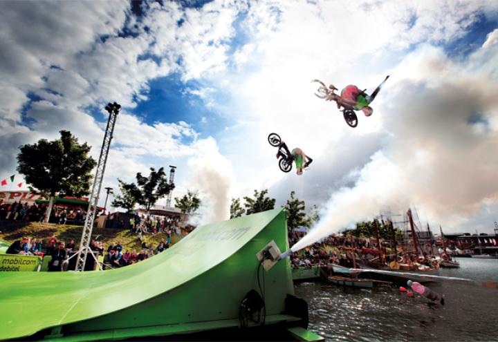 Fun & Action beim mobilcom-debitel Ocean Jump 2013 