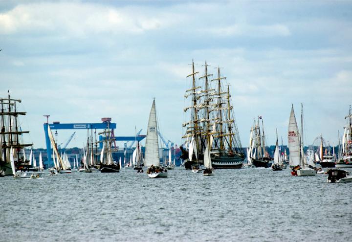 Maritimer Höhepunkt: Windjammerparade 