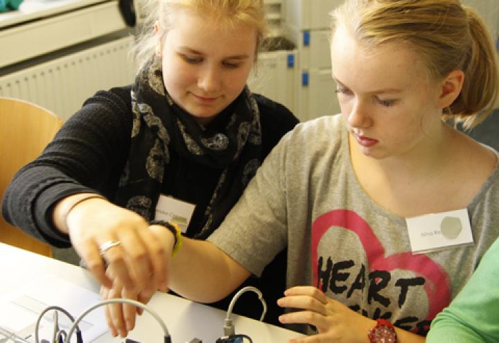 Technik interessiert auch Mädchen 