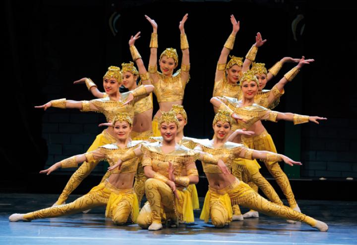 Der Chinesische Nationalcircus zu Gast in Kiel 