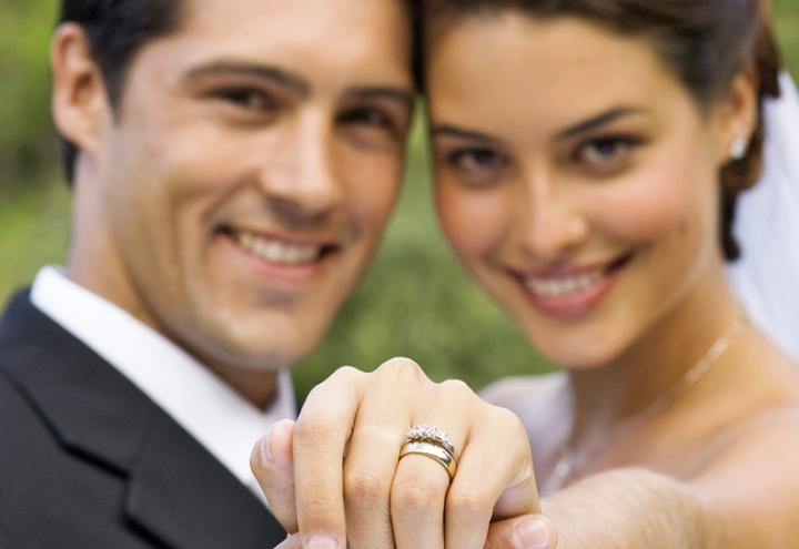 Alles Gute zum Hochzeitstag! 