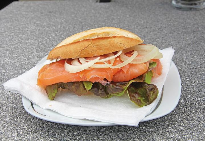 Küstensnack - leckere Fischbrötchen aus Kiel 